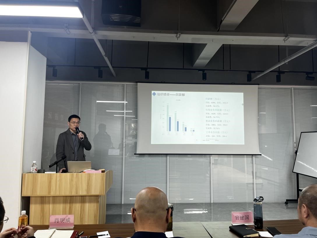 1764657398392492.jpg 4.jpg